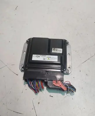 Mazda 3 II Engine control unit/module 2758008386 R2AK18881H