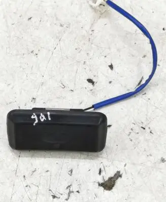 KIA Optima Tailgate/boot open switch button 