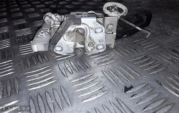 Front door lock