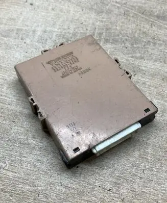 Toyota Prius (NHW20) Gateway control module 8911147050 2324005290