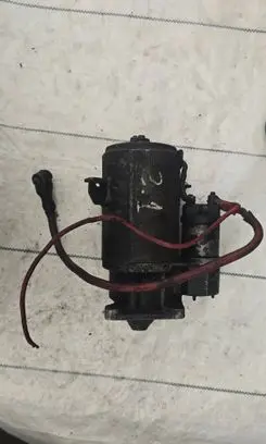 Jeep Cherokee Starter motor D11e172