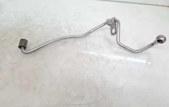 Skoda Octavia Mk3 (5E) Turbo turbocharger oiling pipe/hose 04L145771H
