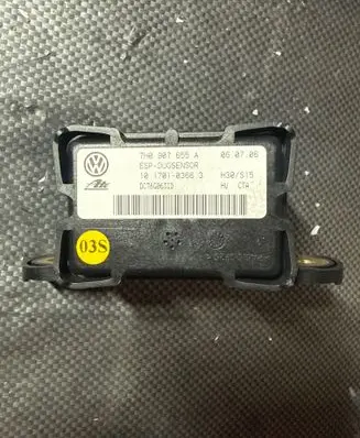 Audi A3 S3 8P ESP acceleration yaw rate sensor 7H0907655A DC76G063LD 10170103663