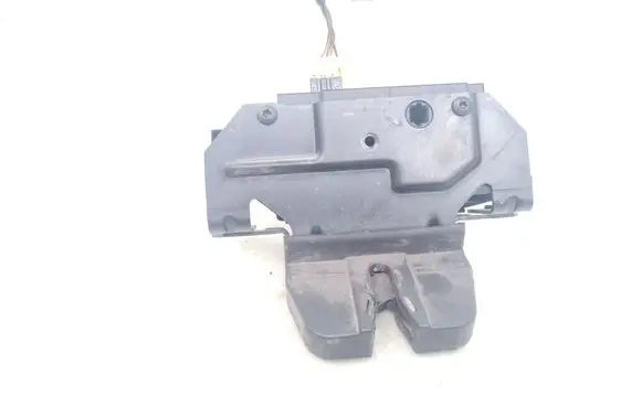 Opel Signum Tailgate/trunk/boot lock/catch/latch 495072894