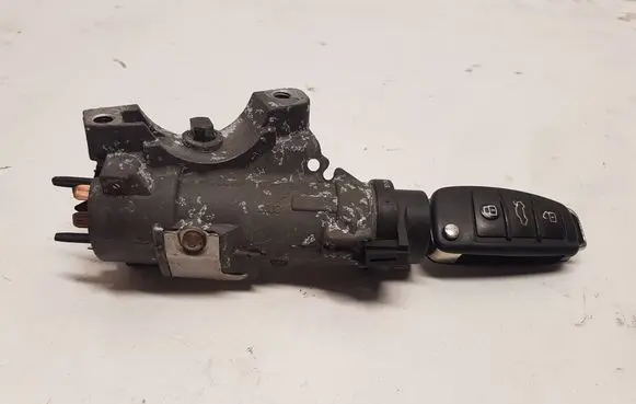 Audi A4 S4 B7 8E 8H Ignition lock 4B0905851