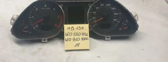Audi A6 S6 C6 4F Speedometer (instrument cluster) 4F0920951