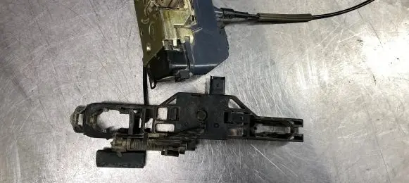 Renault Laguna II Front door lock AV50269001