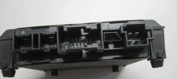 Mercedes-Benz E W210 Door control unit/module 2108207526