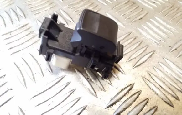 Toyota Yaris Electric window control switch