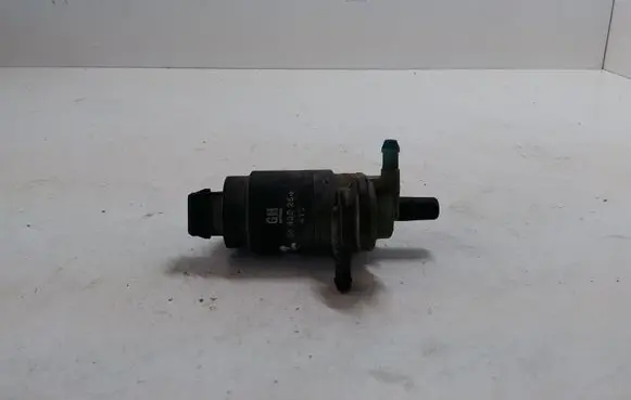 Opel Zafira B Windscreen/windshield washer pump 24439254