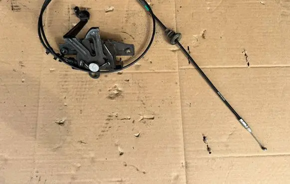 Nissan Micra Engine bonnet/hood lock/catch