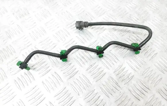 Volvo V50 Fuel return line/hose 31355340