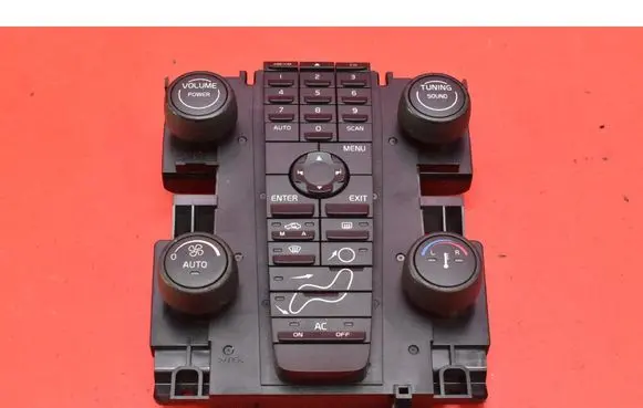 Volvo V50 Climate control unit 30737669