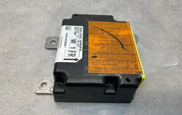 Nissan Qashqai Airbag control unit/module 988204EH0C