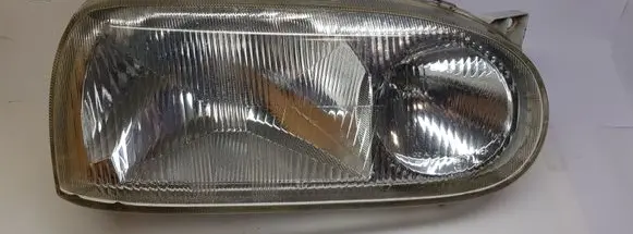 Volkswagen Golf III Headlight/headlamp 084411115