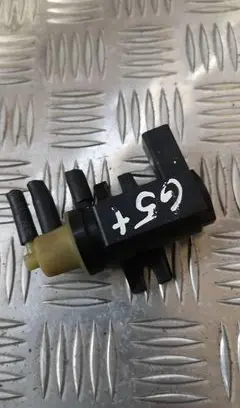 Volkswagen Golf Plus Turbo solenoid valve 1j0906627a