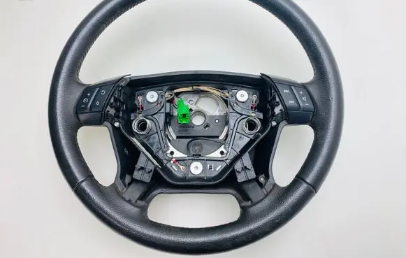 Volvo XC90 Steering wheel 8666891