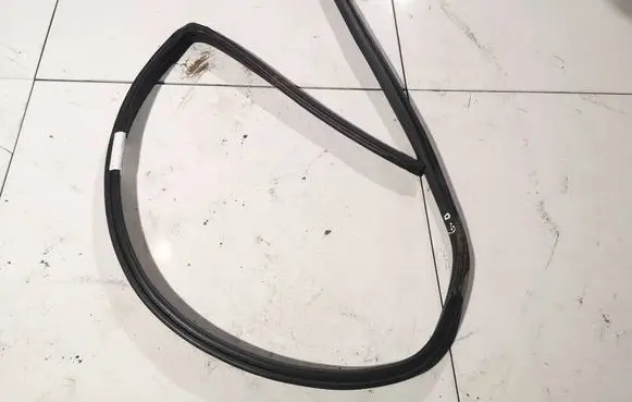 Mitsubishi Galant Rubber seal rear door 