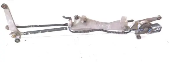 Toyota Prius (XW10) Front wiper linkage and motor 85110-47030