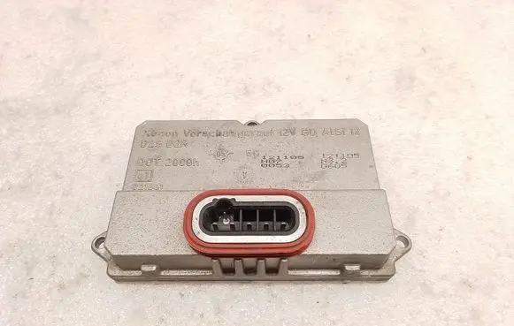 Mercedes-Benz E W211 Headlight ballast module Xenon 5DV00829000