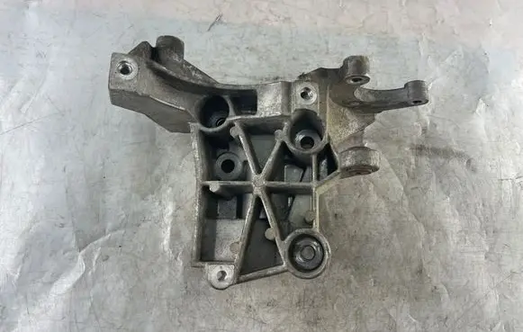 Audi A8 S8 D3 4E Power steering pump mounting bracket 059145169P