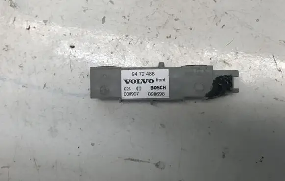 Volvo S80 Airbag deployment crash/impact sensor 9472488 090698