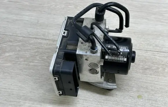 Porsche Cayenne (92A) ABS Pump 95835595500 95835595504 7P0907379L