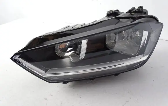 Volkswagen Golf Sportsvan Headlight/headlamp 517941005B