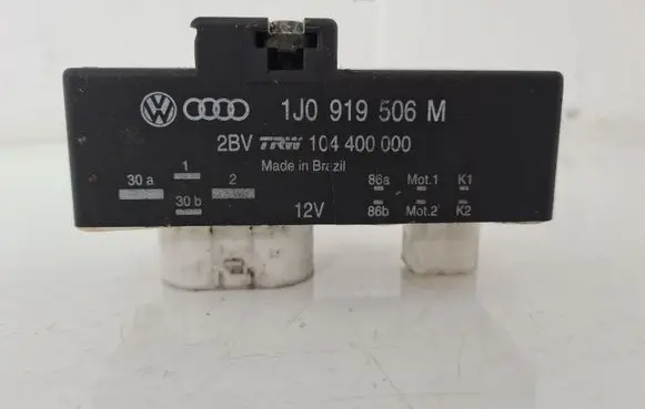 Volkswagen Polo IV 9N3 Coolant fan relay 1J0919506M