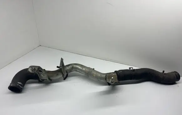 Lexus IS 220D-250-350 Engine coolant pipe/hose