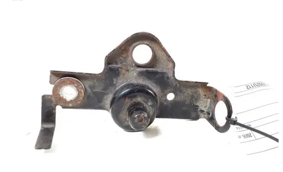 Toyota RAV 4 (XA30) Radiator mount bracket 16534-26020