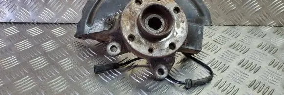 Renault Zoe Front wheel hub spindle knuckle