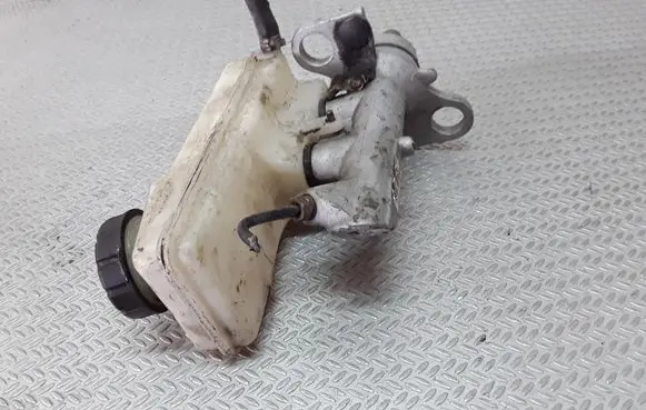Renault Scenic II - Grand scenic II Master brake cylinder 320671112