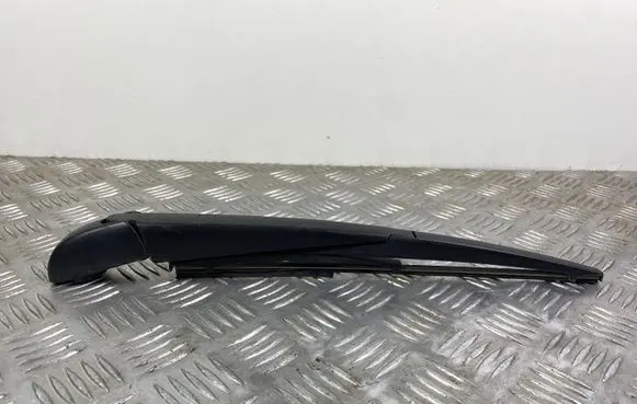 Dodge Durango Rear wiper blade arm