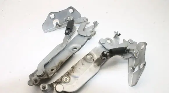 Jaguar XF X250 Tailgate/trunk/boot hinge