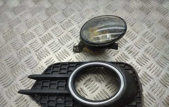 Volkswagen Tiguan Front fog light 5K0941699