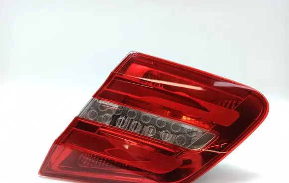 Mercedes-Benz B W246 W242 Tailgate rear/tail lights A2469066400 A2468200677