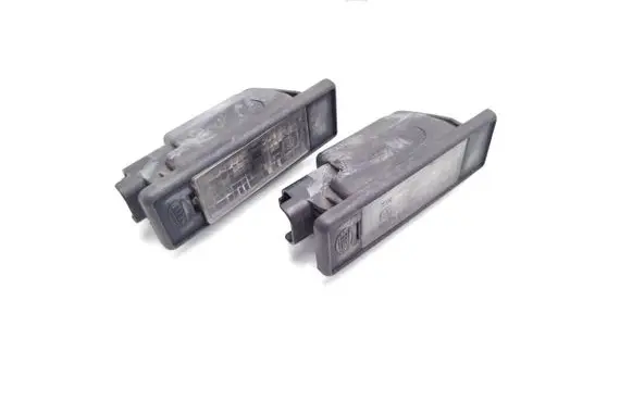 Peugeot 1007 Number plate light 9635678580