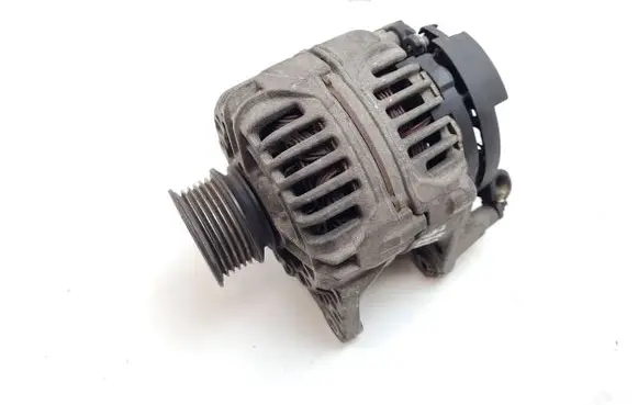 Volkswagen Golf IV Generator/alternator 028903028D 0124325003
