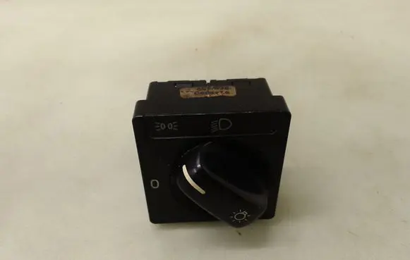 Volvo 850 Light switch 914880