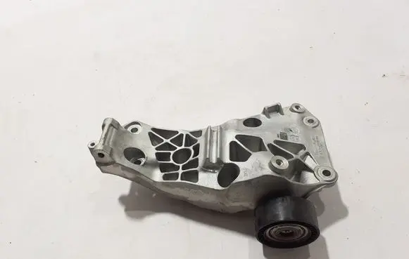 Mercedes-Benz GLC C254 A/C compressor mount bracket A1391550300