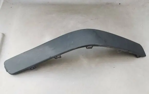 Audi 80 90 S2 B4 Front bumper splitter molding 8A0807222E
