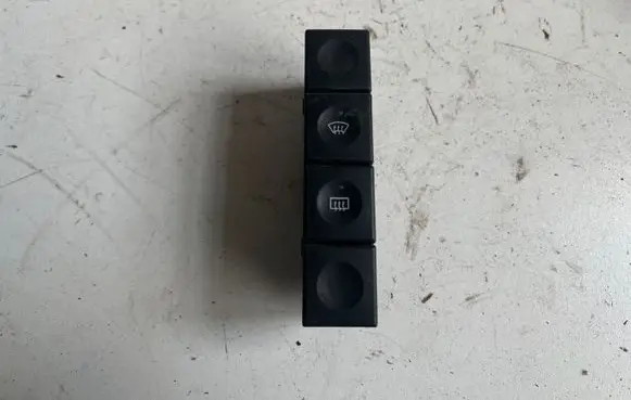 Ford Fiesta Windscreen/window heater switch 2S6T18K574AC