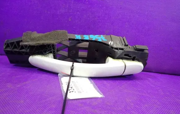 Seat Ibiza IV (6J,6P) Front door exterior handle 5N0839885H