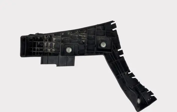 Rear bumper mounting bracket