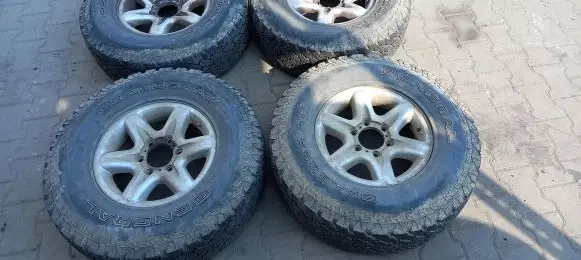 Nissan Terrano R16 steel rim 