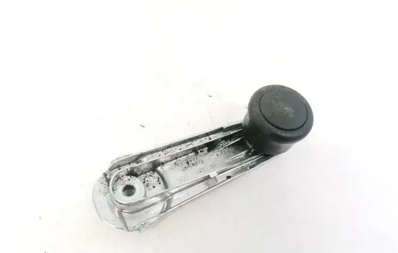 Volkswagen PASSAT B5 Front door window winding handle 443837581d