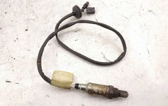 Mercedes-Benz E W124 Lambda probe sensor A0095423917 0095423917