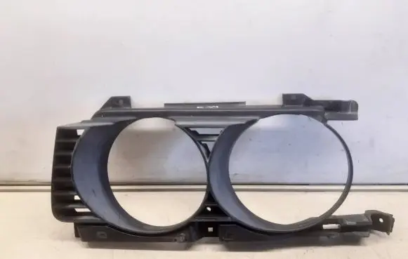 BMW 5 E34 Under headlight/headlamp trim 511381864419 81864419