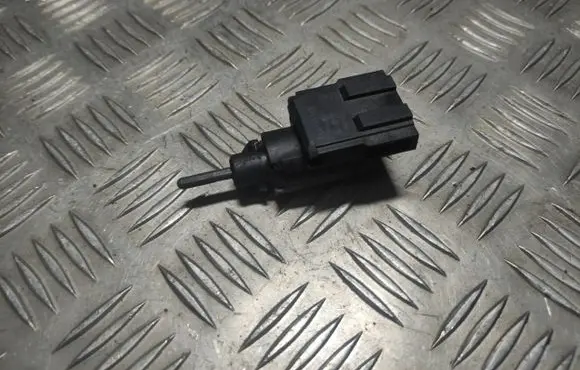 Volkswagen Touran I Brake pedal sensor switch 1J0945511C 09842 19322000